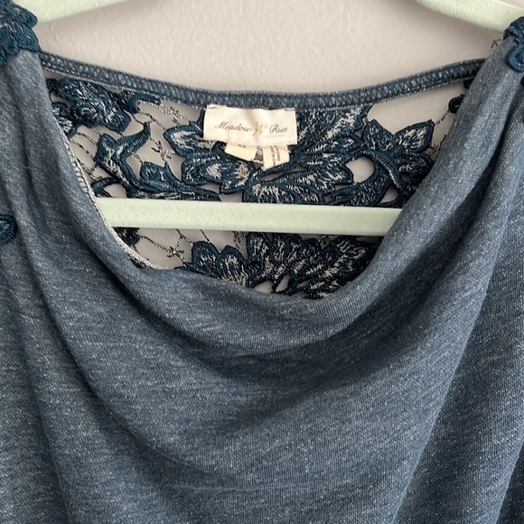 Anthro Lace Back Cropped Blue Sweater XS - Picture 3 of 4